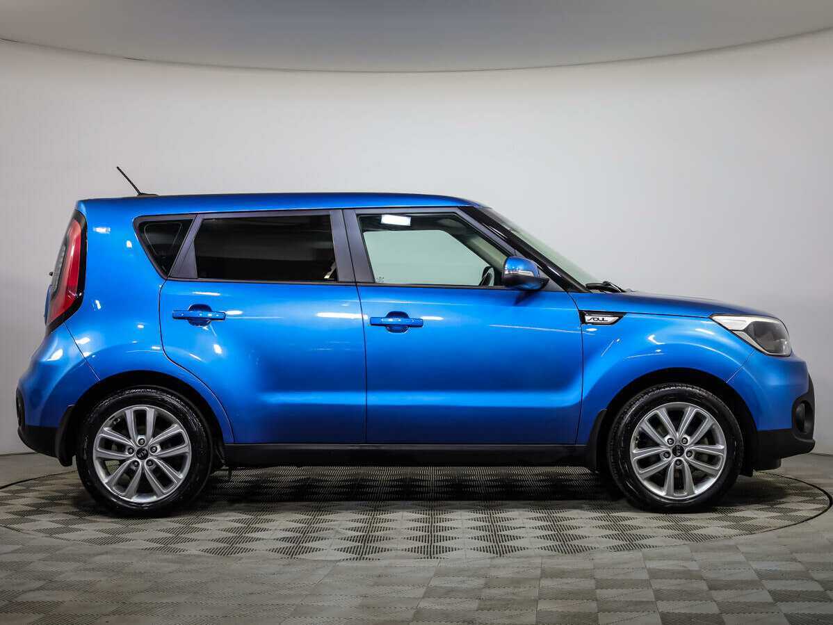Купить Kia Soul с пробегом. Фото: #2