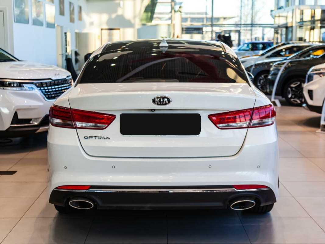 Купить Kia Optima с пробегом. Фото: #3