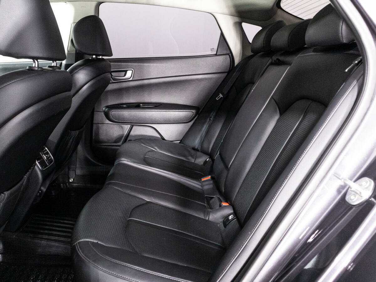 Купить Kia Optima с пробегом. Фото: #9