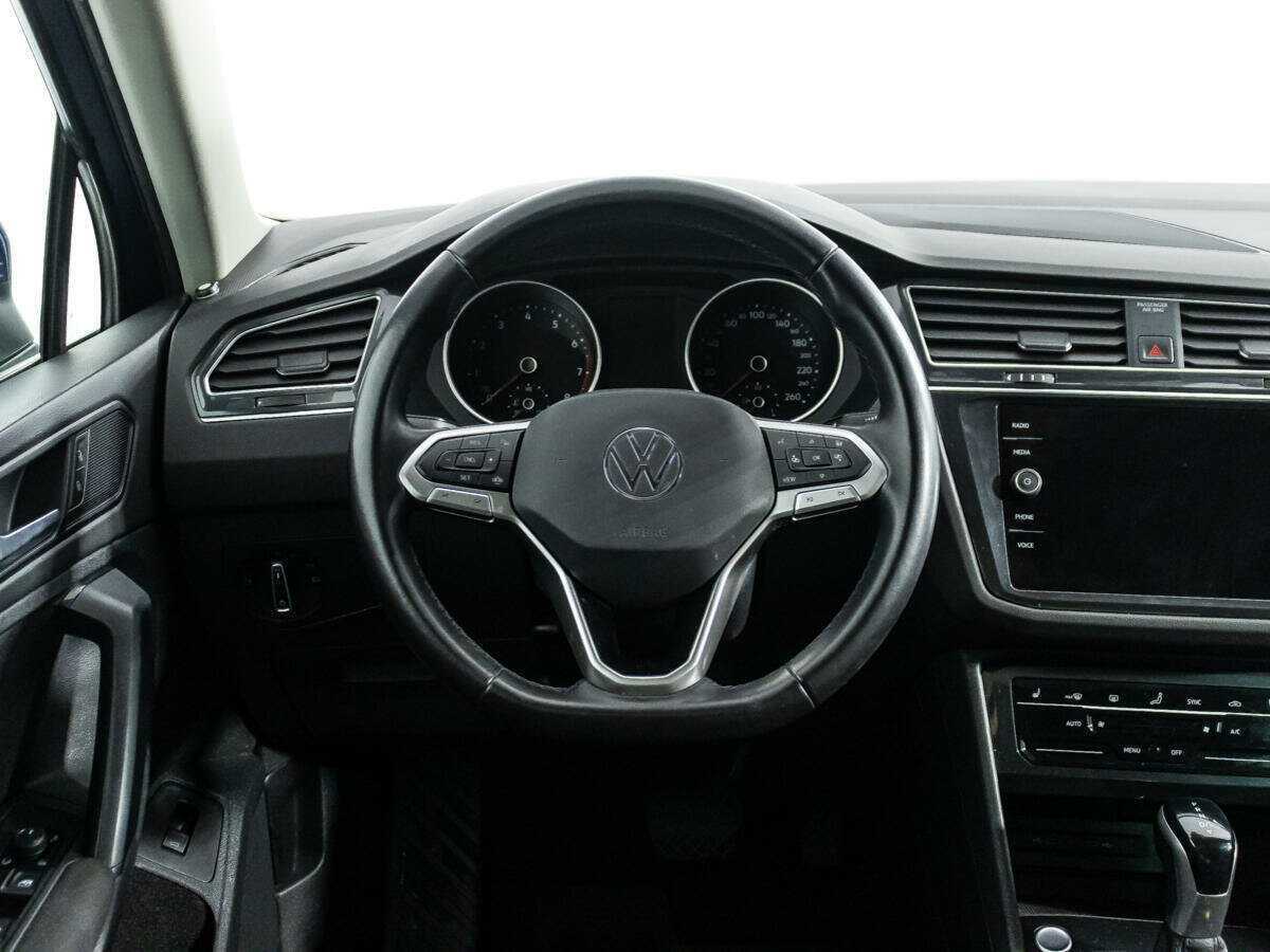 Купить Volkswagen Tiguan с пробегом. Фото: #18