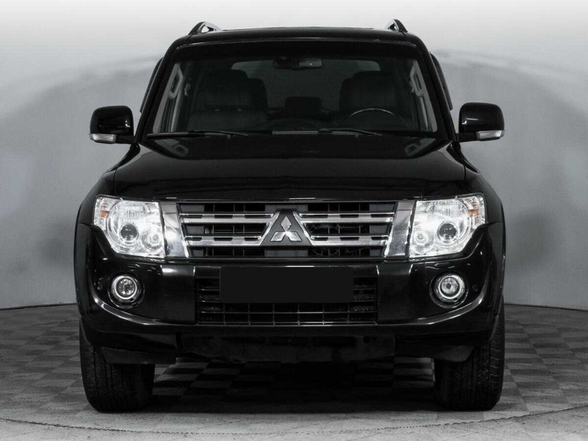 Купить Mitsubishi Pajero с пробегом. Фото: #1
