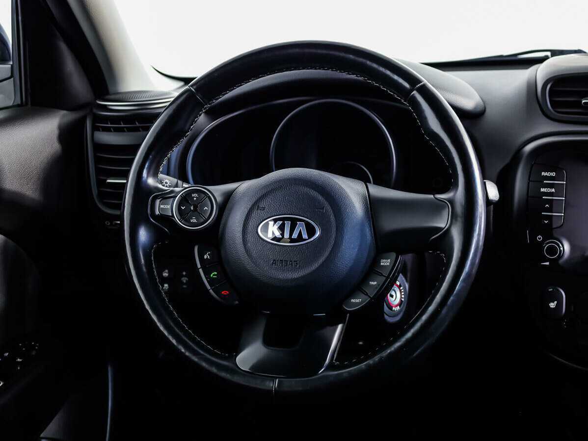 Купить Kia Soul с пробегом. Фото: #9