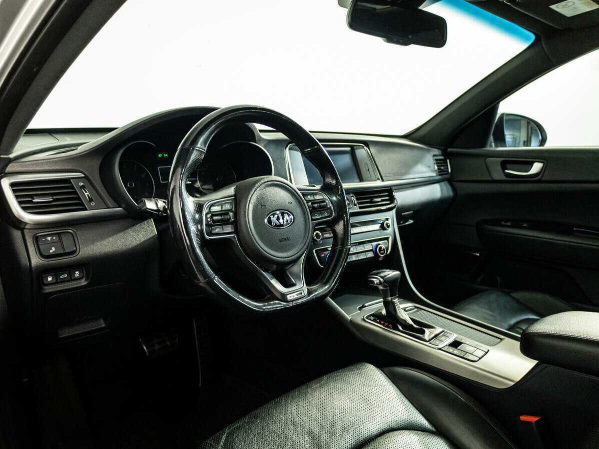 Купить Kia Optima с пробегом. Фото: #9