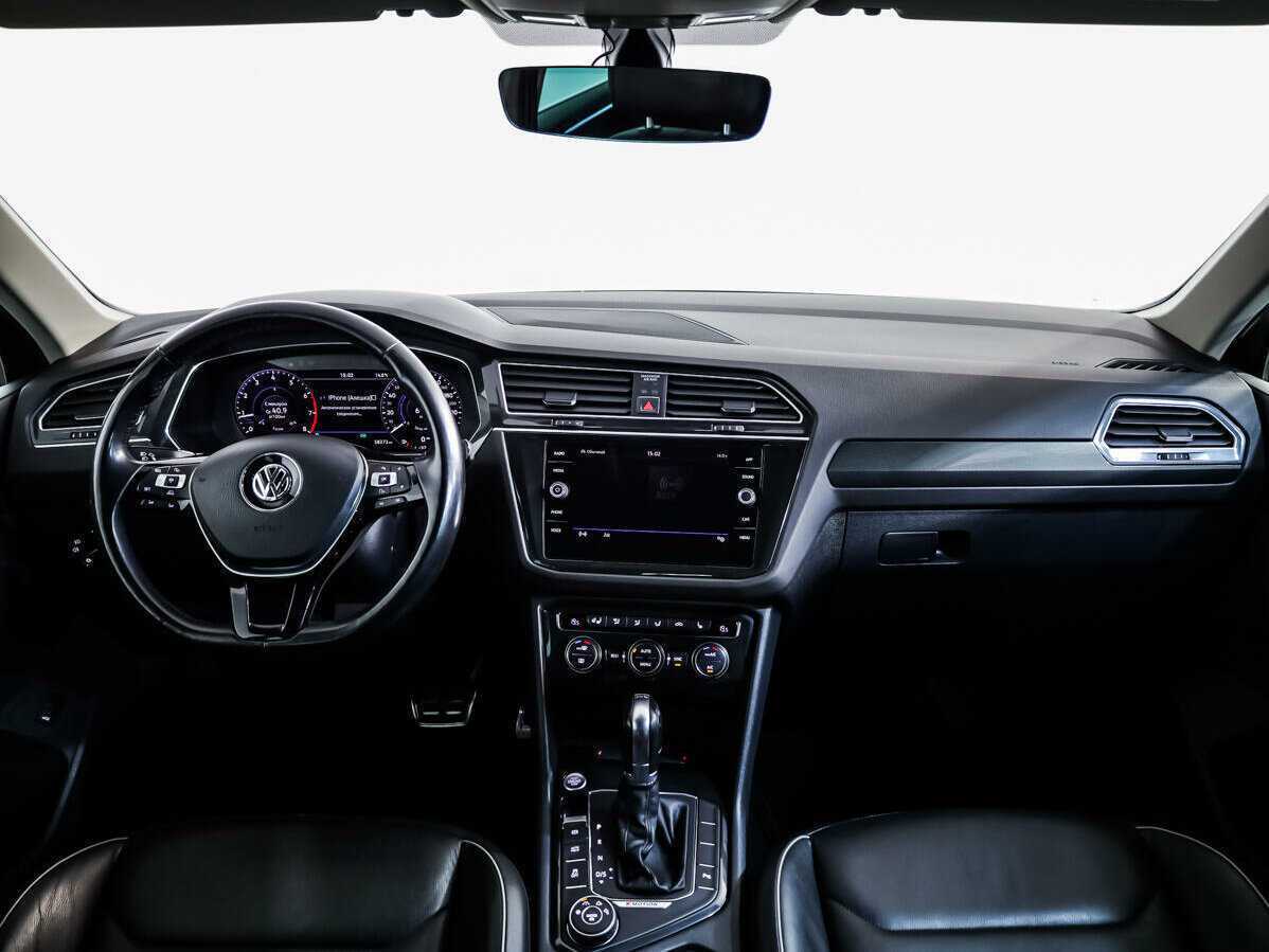 Купить Volkswagen Tiguan с пробегом. Фото: #8