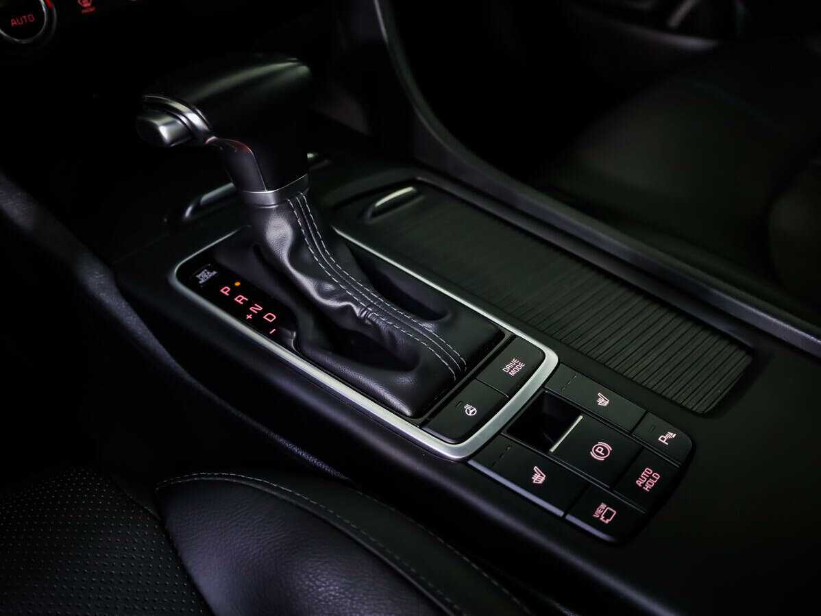 Купить Kia Optima с пробегом. Фото: #14