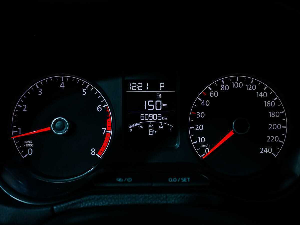 Купить Volkswagen Polo с пробегом. Фото: #16