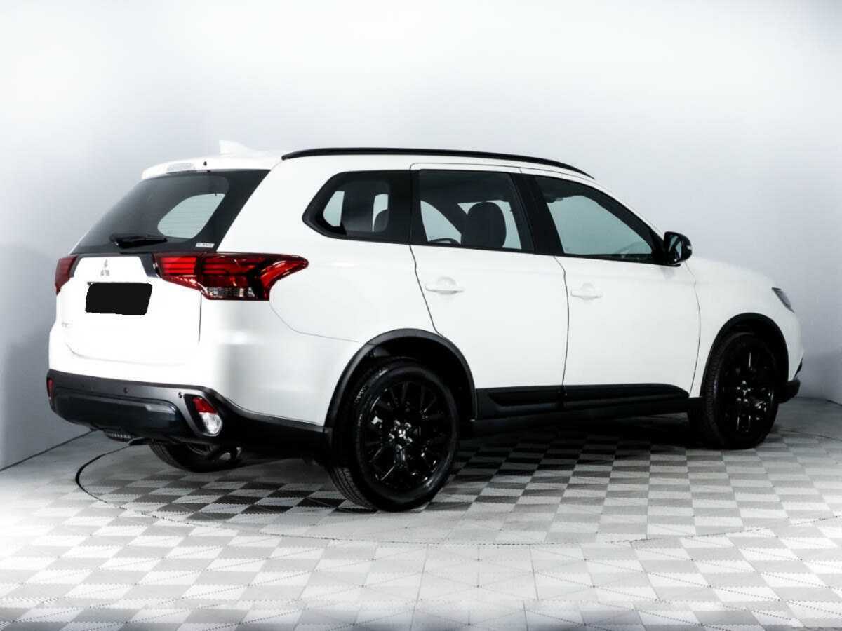 Купить Mitsubishi Outlander с пробегом. Фото: #4