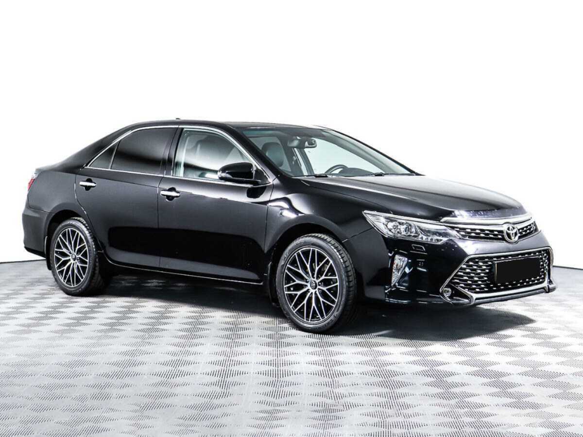 Купить Toyota Camry с пробегом. Фото: #1