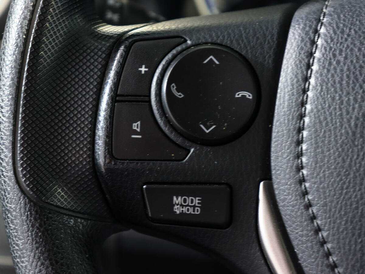 Купить Toyota RAV4 с пробегом. Фото: #14