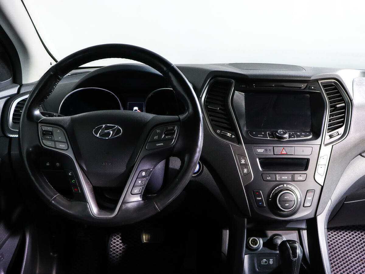 Купить Hyundai Santa Fe с пробегом. Фото: #11