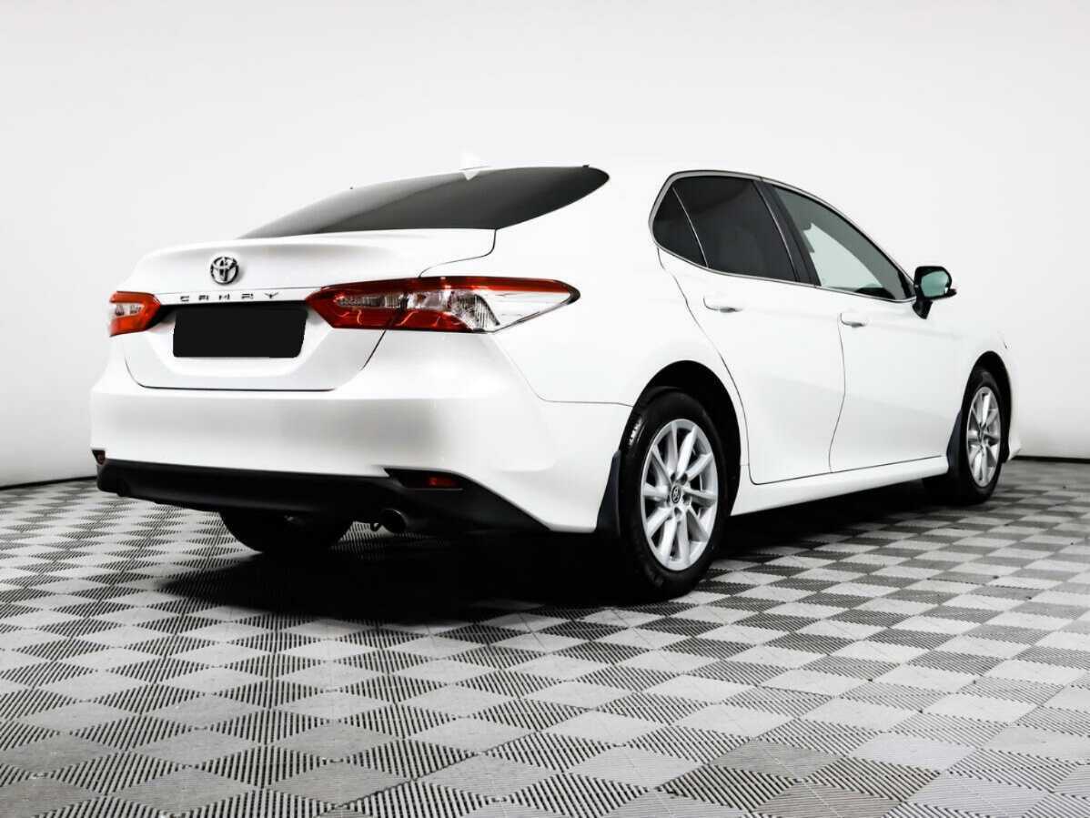 Купить Toyota Camry с пробегом. Фото: #4