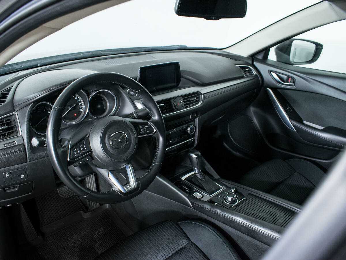 Купить Mazda 6 с пробегом. Фото: #12