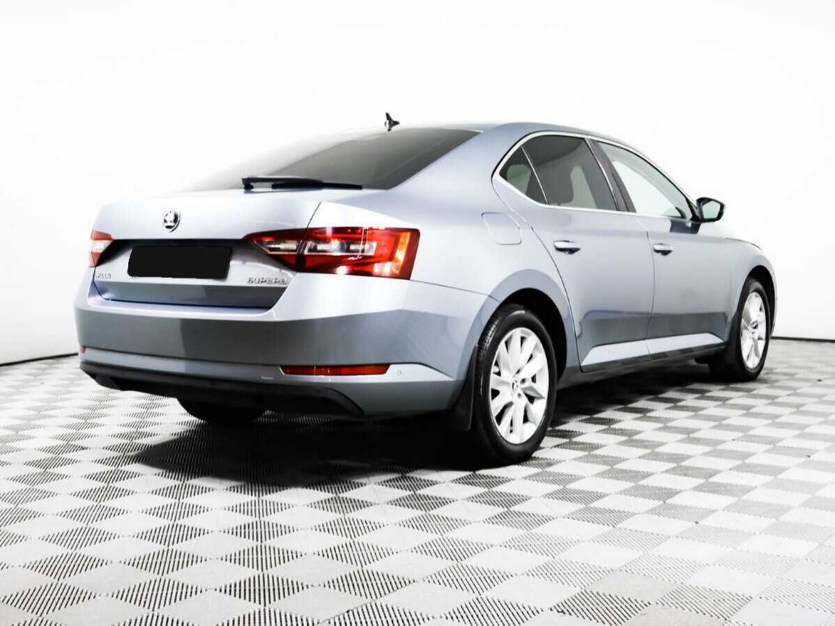 Купить Skoda Superb с пробегом. Фото: #3