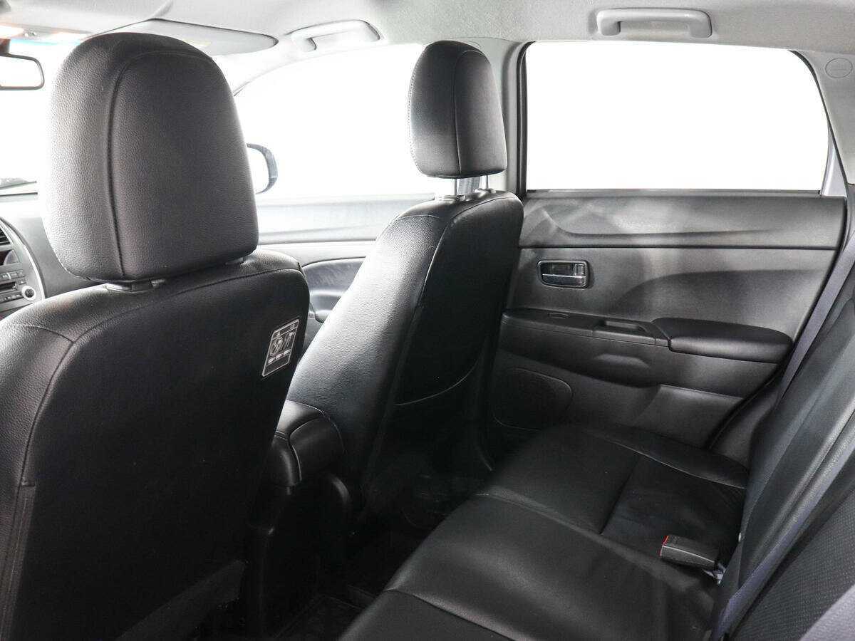 Купить Mitsubishi ASX с пробегом. Фото: #11