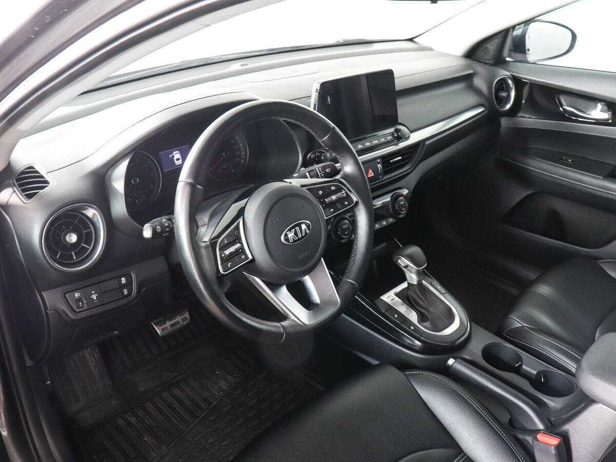 Купить Kia Cerato с пробегом. Фото: #8