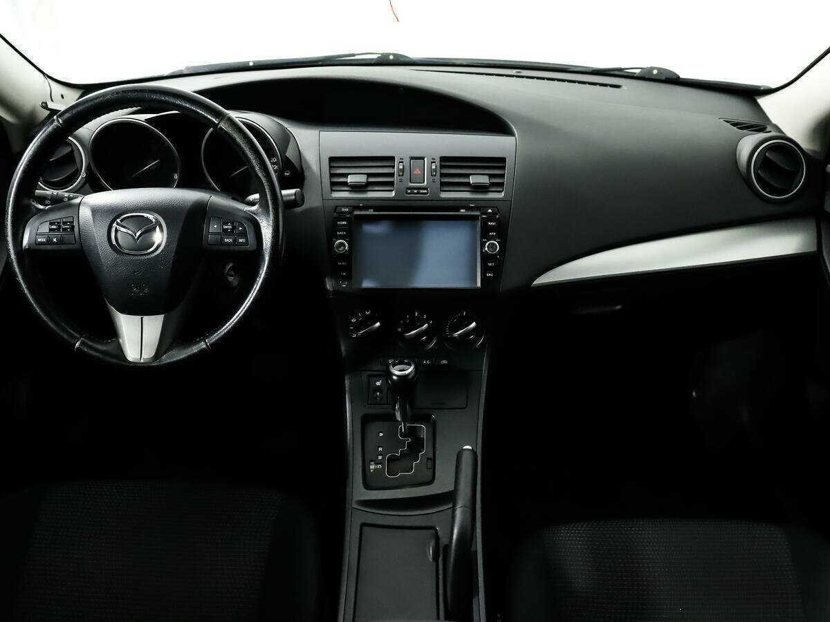 Купить Mazda 3 с пробегом. Фото: #10