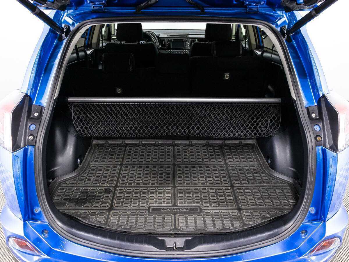 Купить Toyota RAV4 с пробегом. Фото: #14