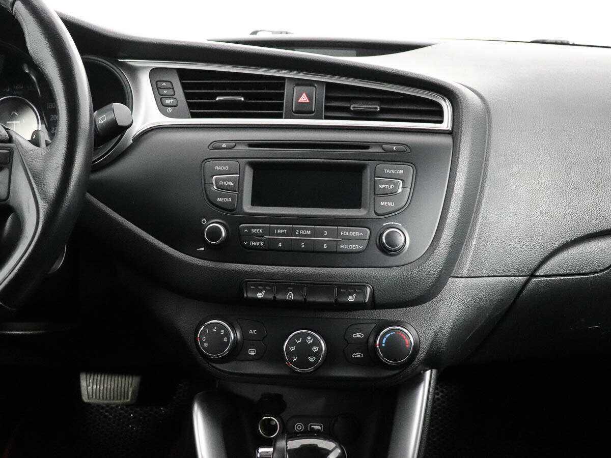 Купить Kia Ceed с пробегом. Фото: #13