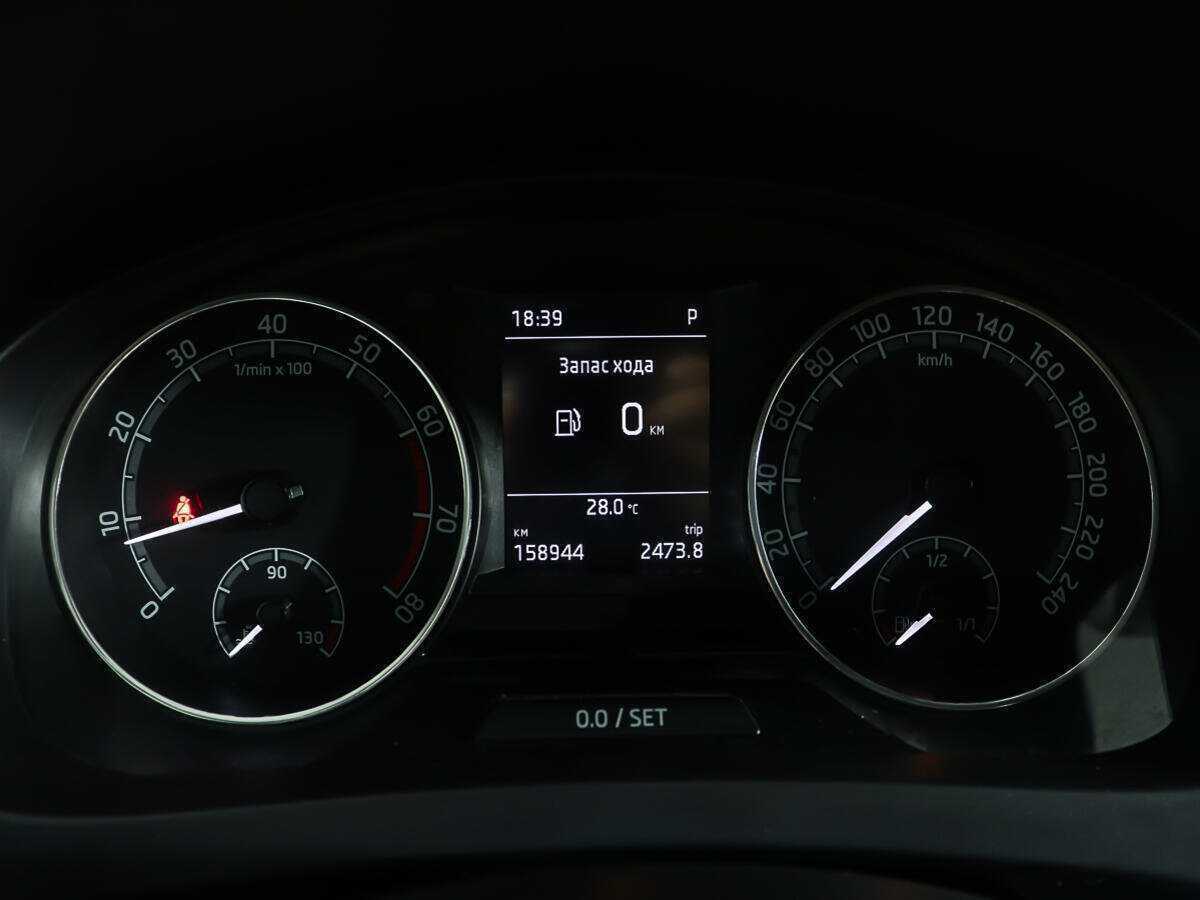 Купить Skoda Rapid с пробегом. Фото: #6