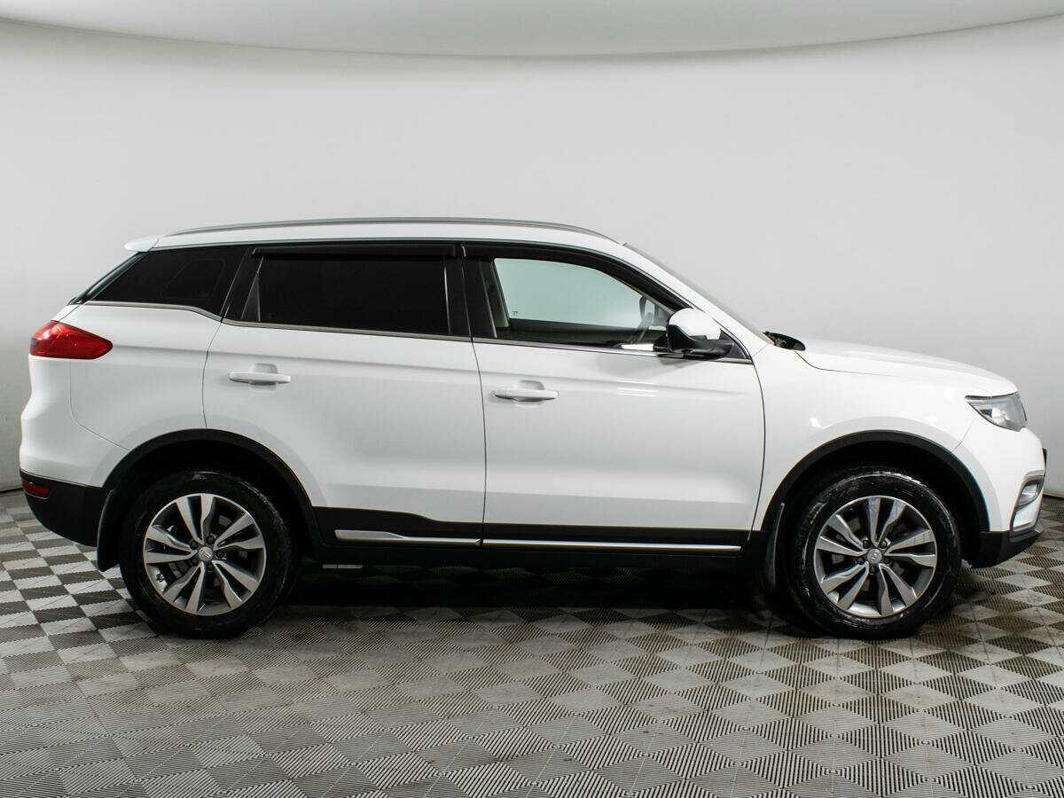 Купить Geely Atlas с пробегом. Фото: #1