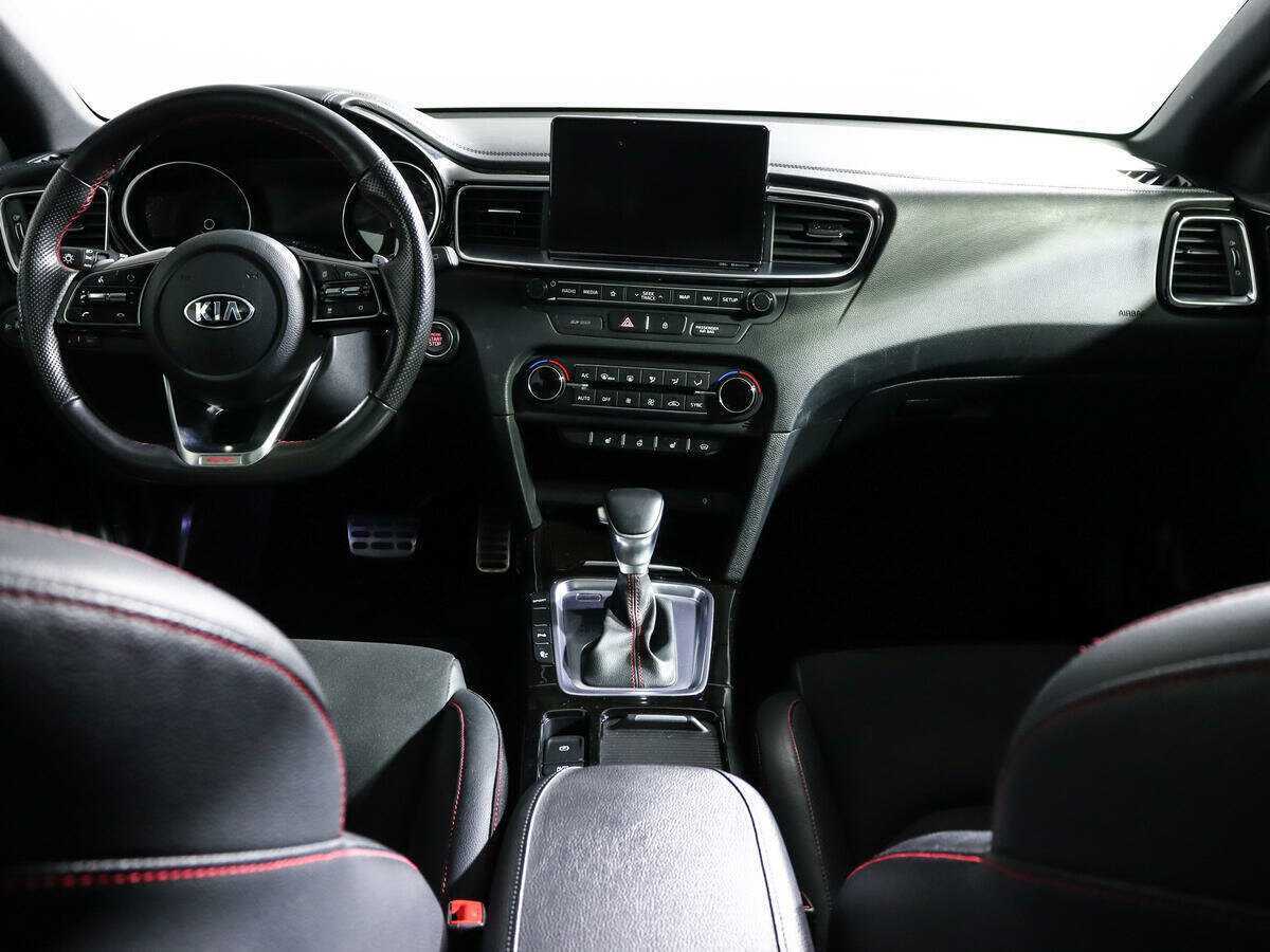 Купить Kia Proceed с пробегом. Фото: #8