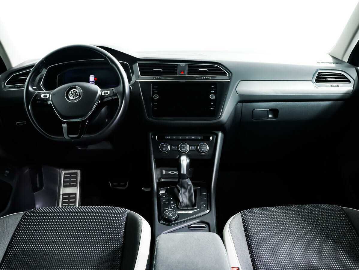 Купить Volkswagen Tiguan с пробегом. Фото: #8