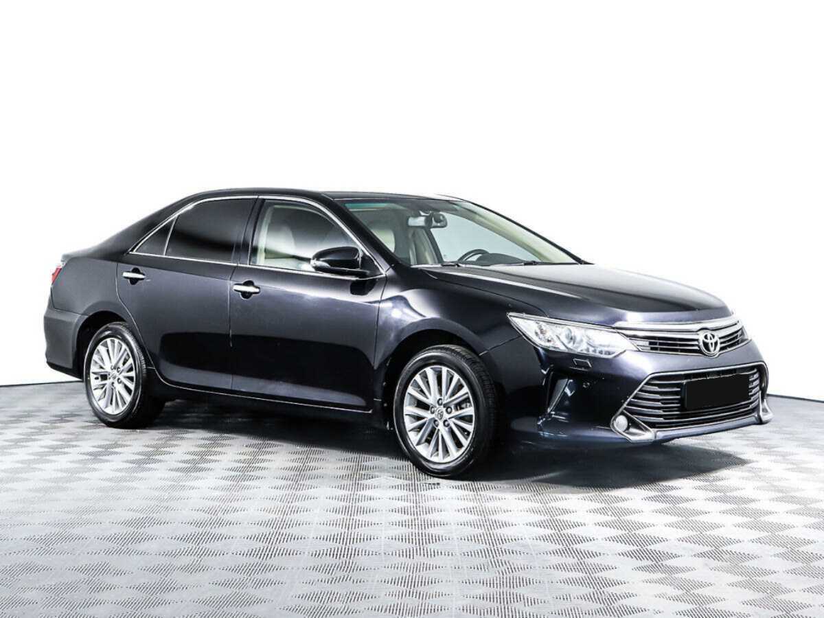 Купить Toyota Camry с пробегом. Фото: #1