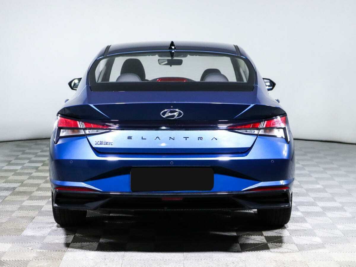 Купить Hyundai Elantra с пробегом. Фото: #4