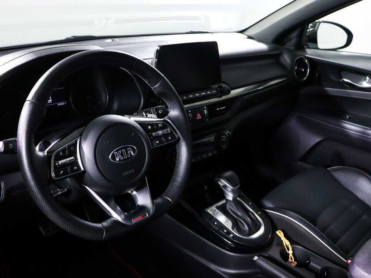 Купить Kia Cerato с пробегом. Фото: #11