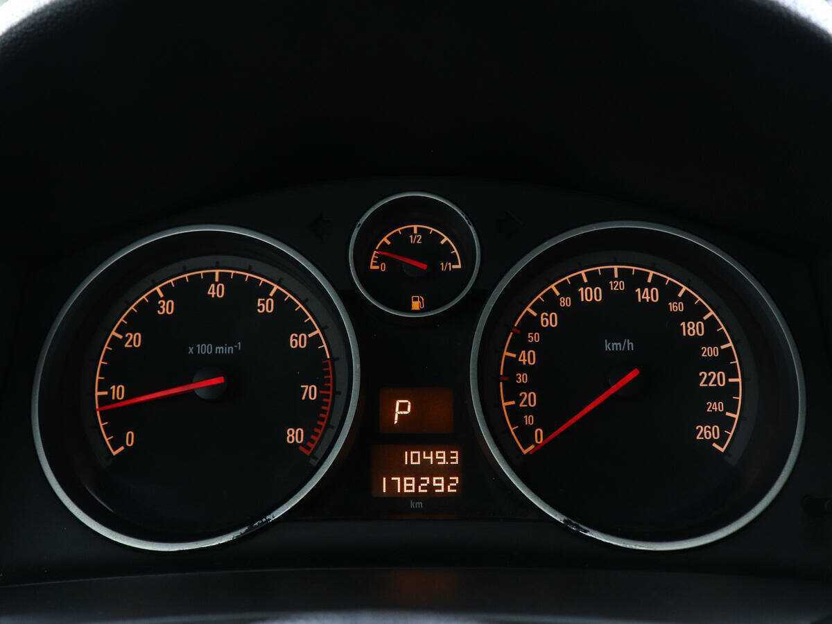 Купить Opel Astra с пробегом. Фото: #6