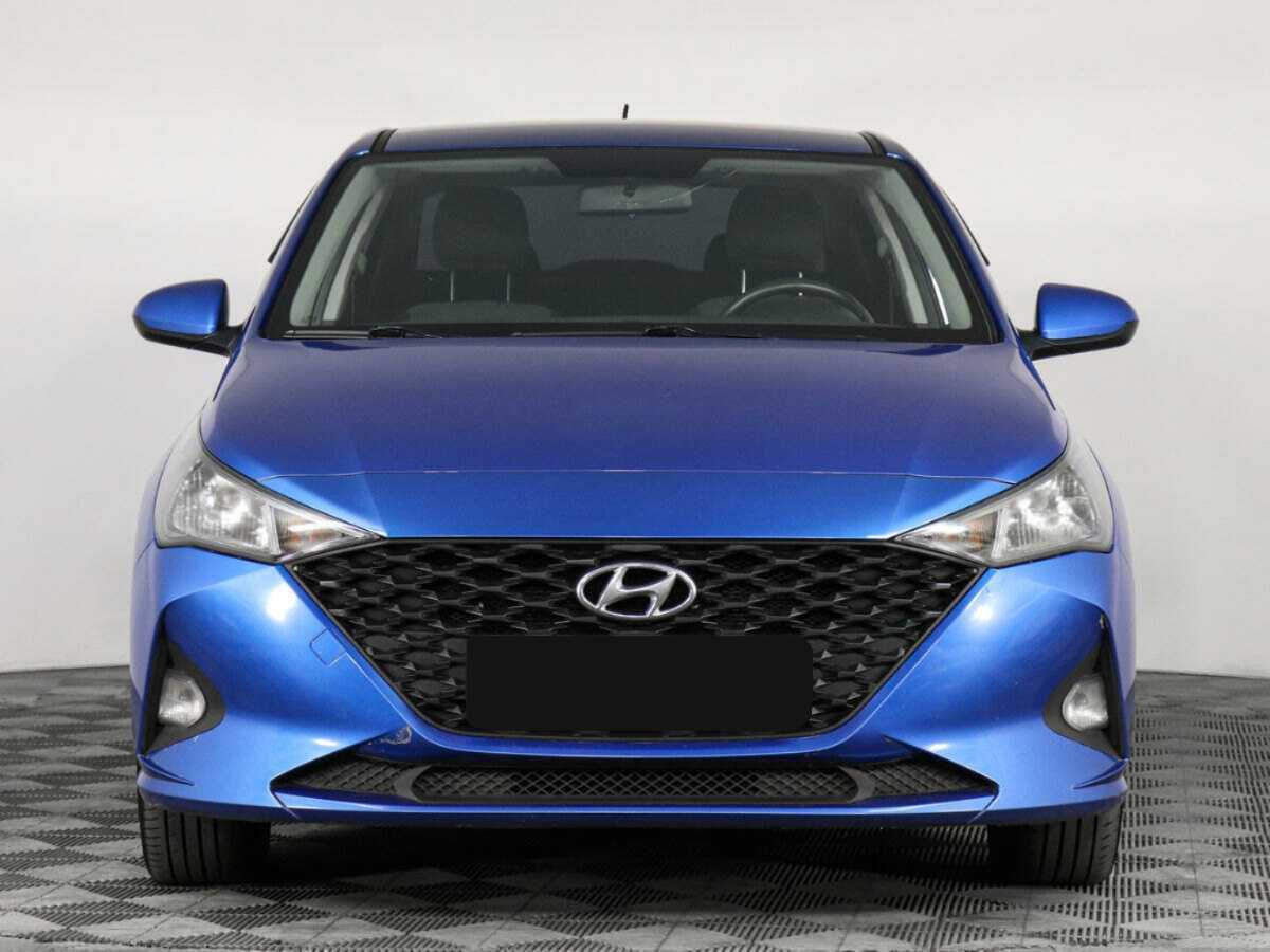 Купить Hyundai Solaris с пробегом. Фото: #1