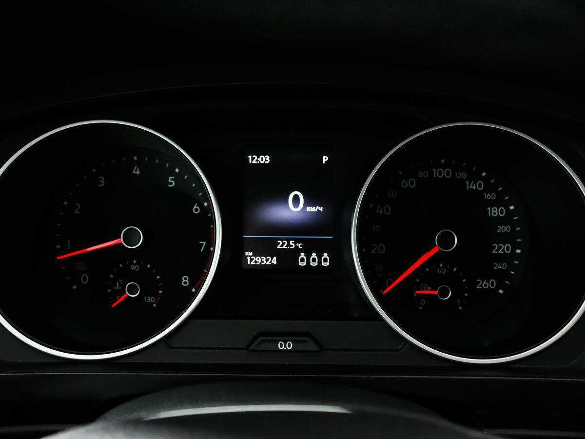 Купить Volkswagen Tiguan с пробегом. Фото: #10