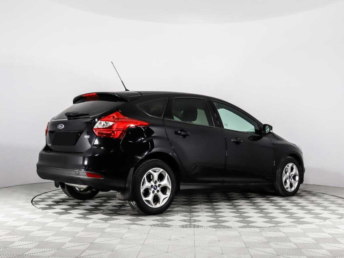 Купить Ford Focus с пробегом. Фото: #4