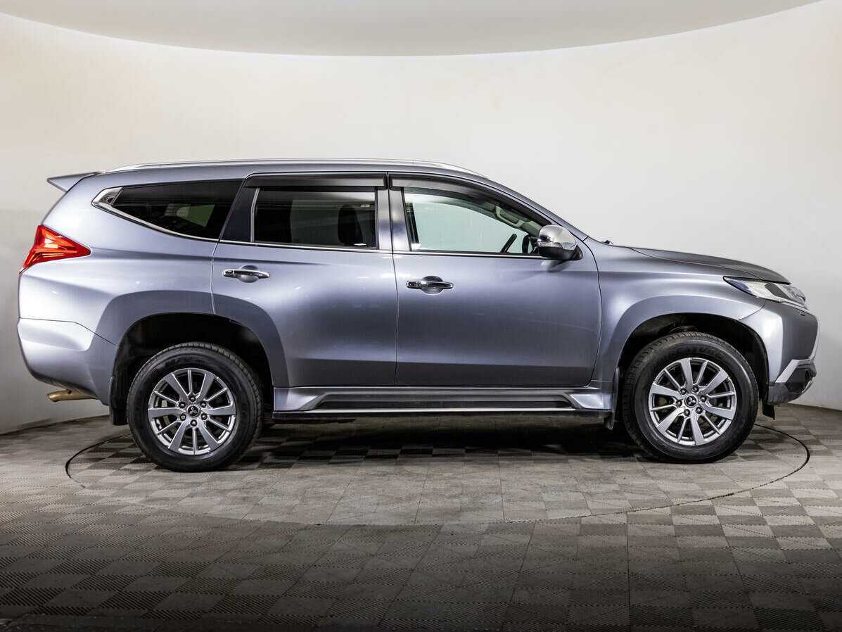 Купить Mitsubishi Pajero Sport с пробегом. Фото: #3