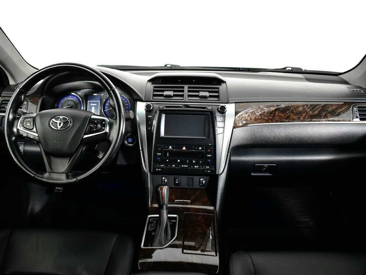 Купить Toyota Camry с пробегом. Фото: #11