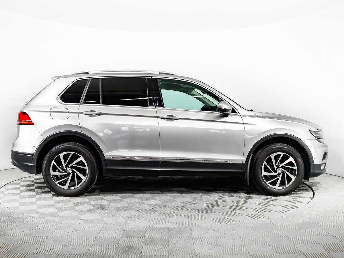 Купить Volkswagen Tiguan с пробегом. Фото: #4