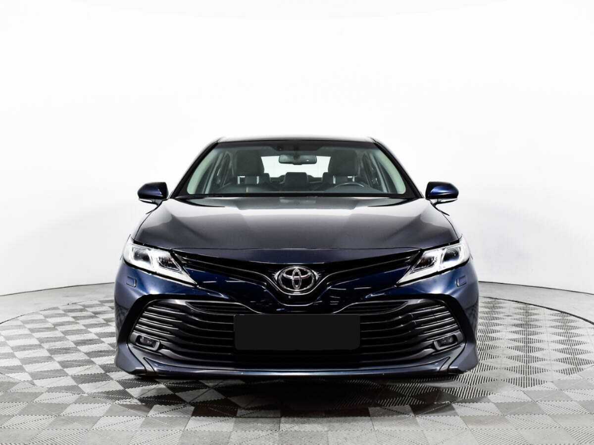 Купить Toyota Camry с пробегом. Фото: #1