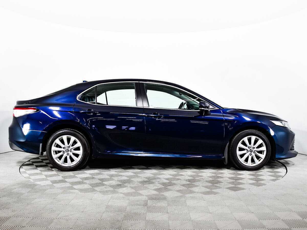 Купить Toyota Camry с пробегом. Фото: #3