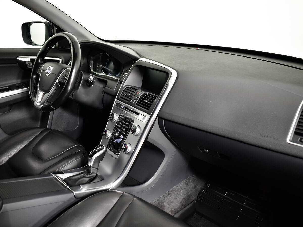 Купить Volvo XC60 с пробегом. Фото: #8