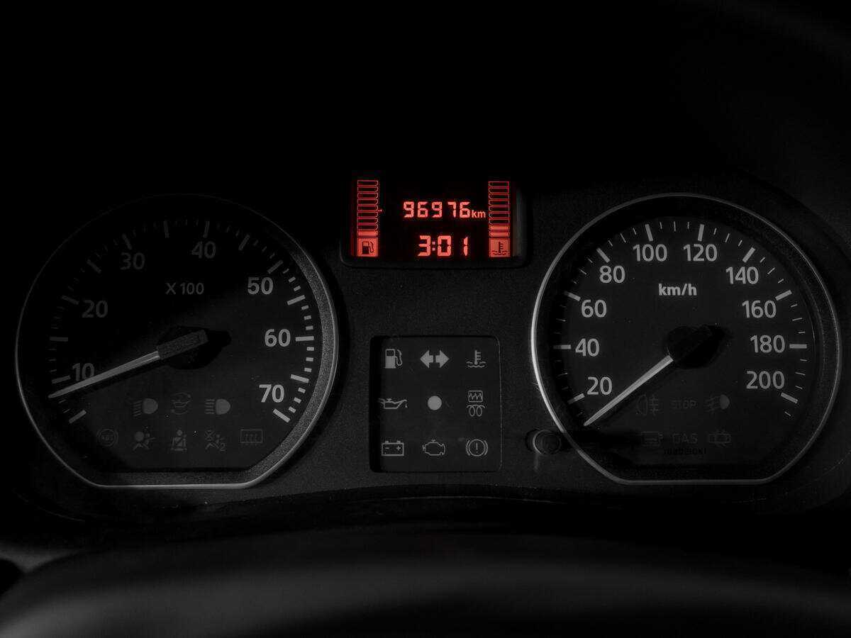 Купить Nissan Almera с пробегом. Фото: #10