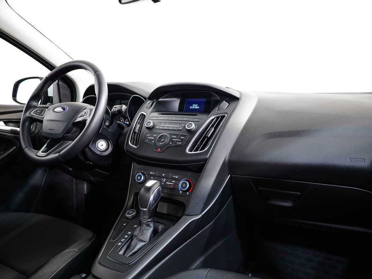 Купить Ford Focus с пробегом. Фото: #7