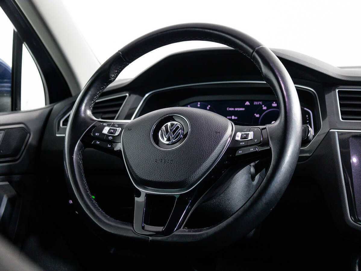 Купить Volkswagen Tiguan с пробегом. Фото: #20
