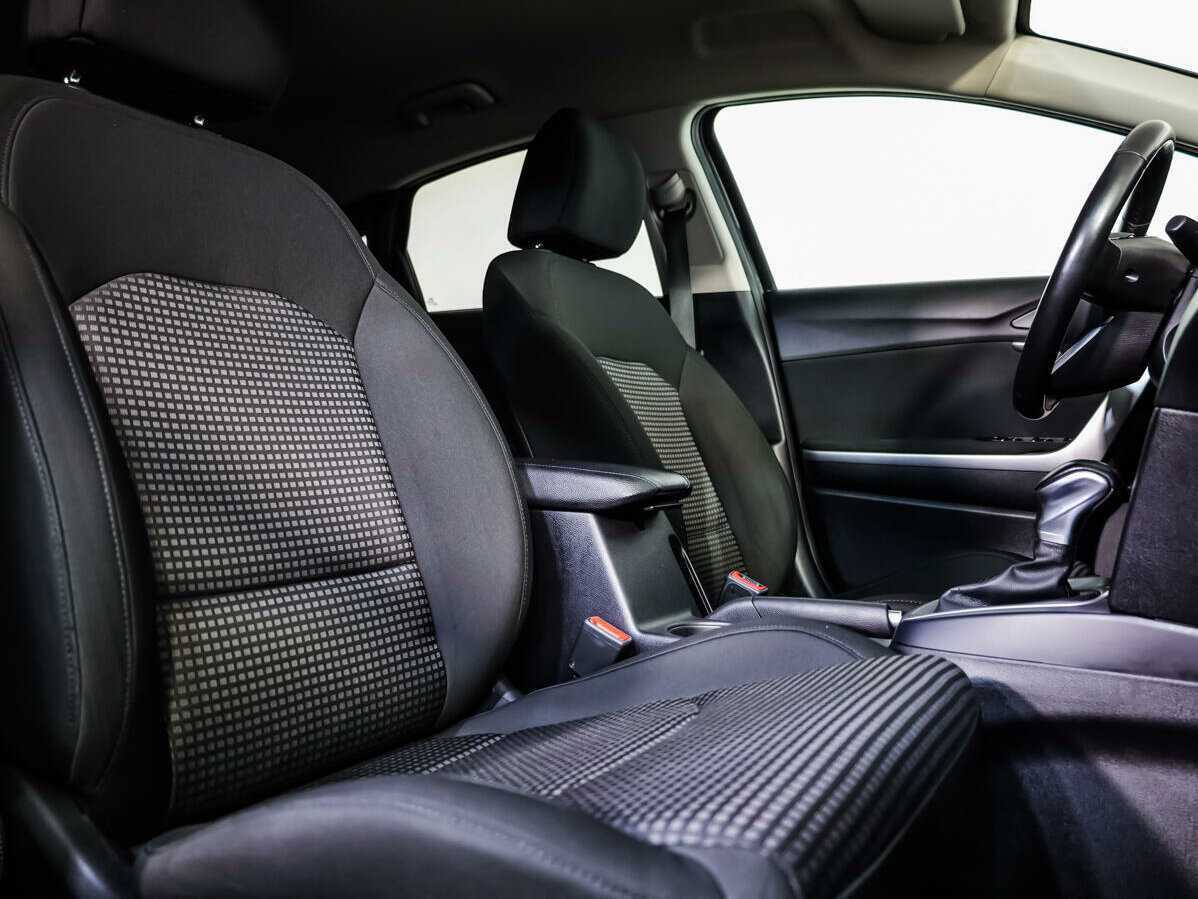 Купить Kia Ceed с пробегом. Фото: #10