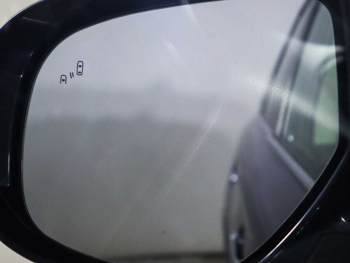 Купить Mitsubishi Outlander с пробегом. Фото: #14