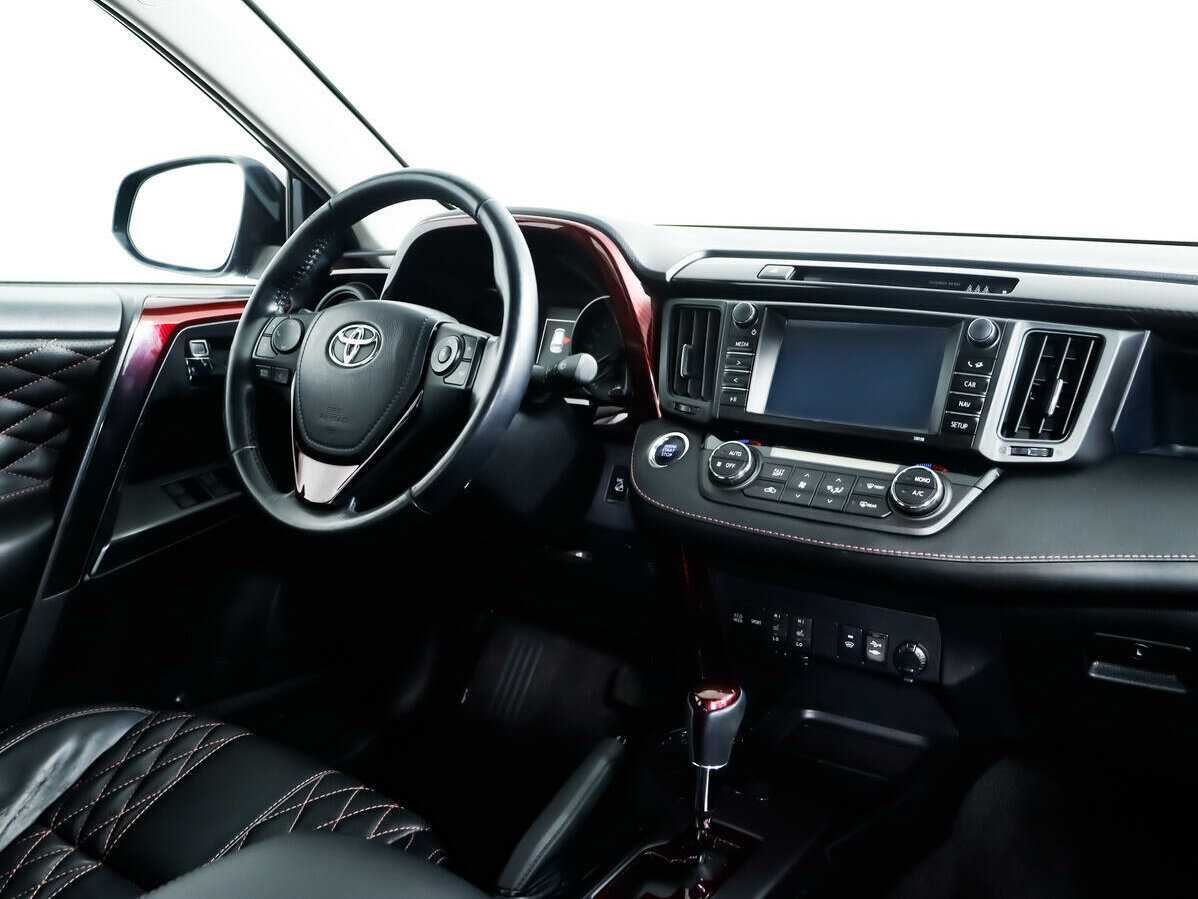 Купить Toyota RAV4 с пробегом. Фото: #8