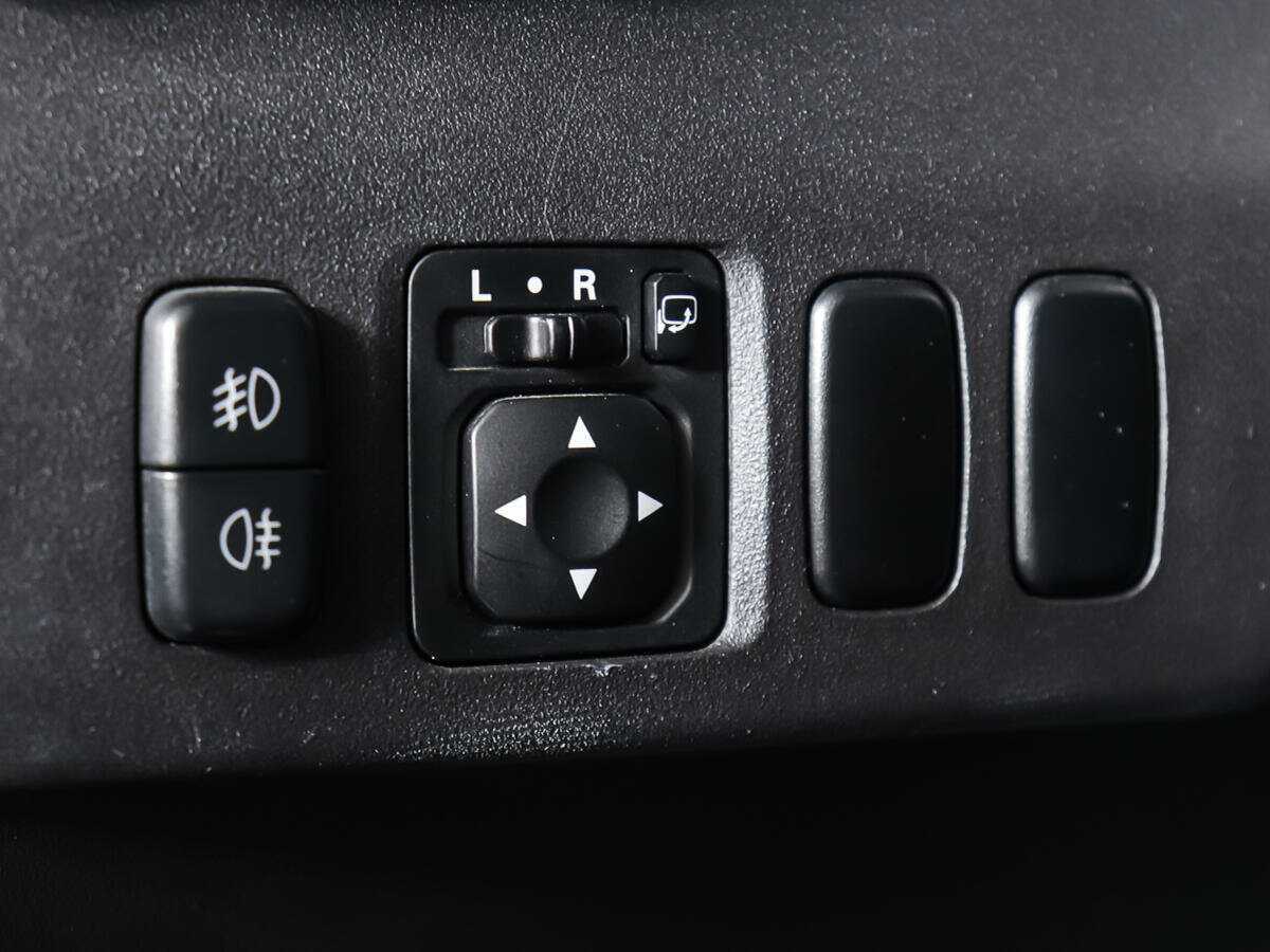 Купить Mitsubishi Pajero с пробегом. Фото: #14