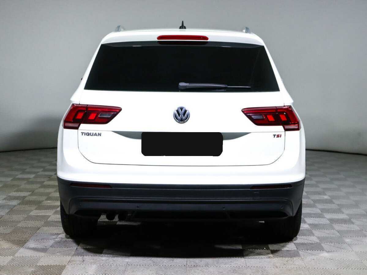 Купить Volkswagen Tiguan с пробегом. Фото: #4