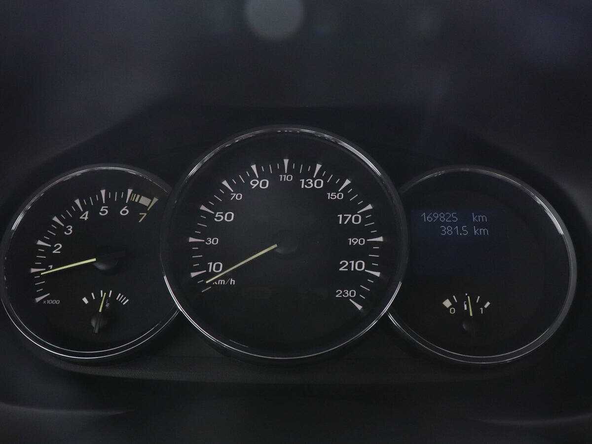 Купить Renault Megane с пробегом. Фото: #10