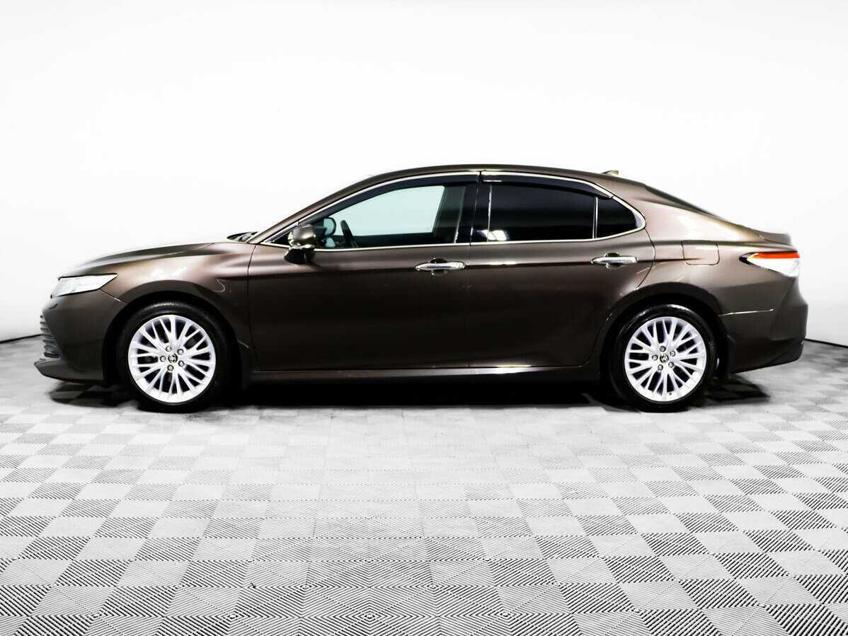 Купить Toyota Camry с пробегом. Фото: #7