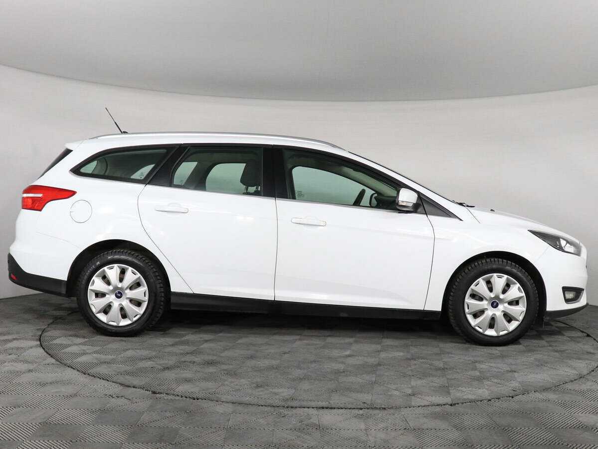 Купить Ford Focus с пробегом. Фото: #3